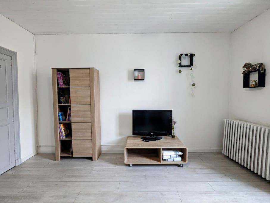 A 5mn De La Reserve Africaine, Charmante Maison De Village Avec Patio * Sigean