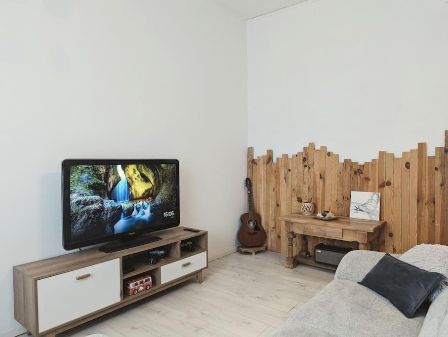 Ferienhaus A 5mn De La Reserve Africaine, Charmante Maison De Village Avec Patio Sigean