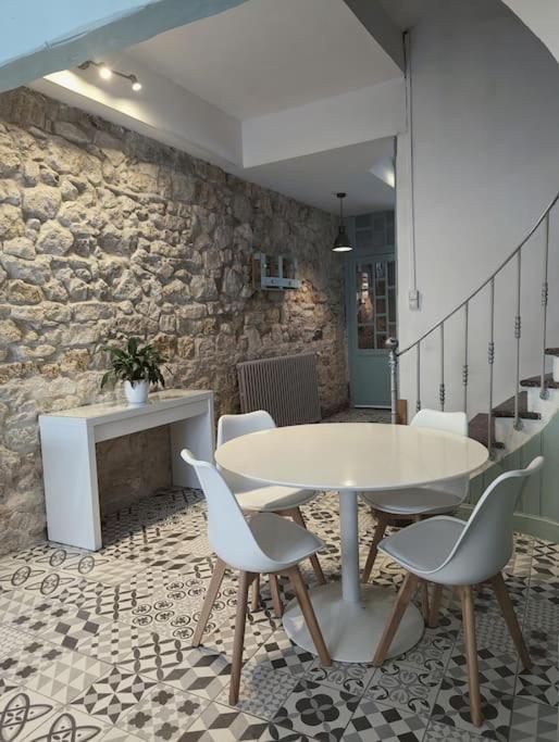 Ferienhaus A 5mn De La Reserve Africaine, Charmante Maison De Village Avec Patio Sigean